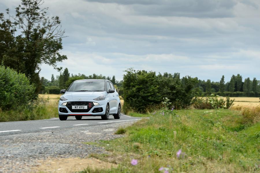  Hyundai i10 N Line 2020 года  (UK) (фото 2 из 64)